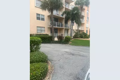 500 Executive Center Dr #2G, West Palm Beach, FL 33401 - Photo 16