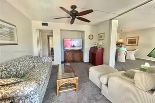 2309 S Cypress Bend Dr, Pompano Beach, FL 33069 - Photo 18