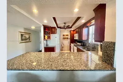 2309 S Cypress Bend Dr #311D, Pompano Beach, FL 33069 - Photo 6