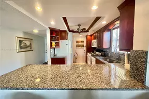 2309 S Cypress Bend Dr, Pompano Beach, FL 33069 - Photo 6