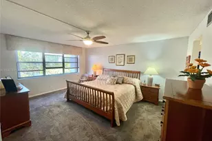 2309 S Cypress Bend Dr, Pompano Beach, FL 33069 - Photo 24