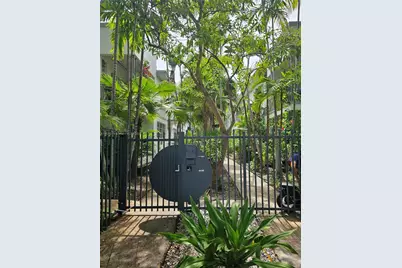 [Address not provided], Miami Beach, FL 33139 - Photo 2