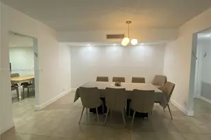 1301 NE 7th St, Hallandale Beach, FL 33009 - Photo 8