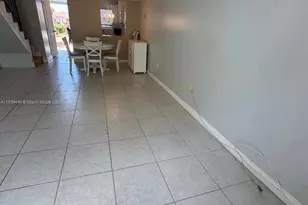 1180 W 42nd Pl, Hialeah, FL 33012 - Photo 10