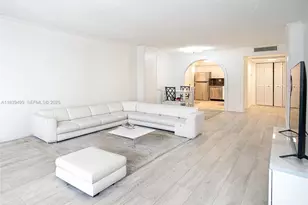 3140 S Ocean Dr, Hallandale Beach, FL 33009 - Photo 26