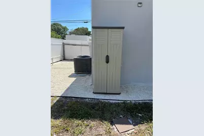 5803 Arthur St, Hollywood, FL 33021 - Photo 8