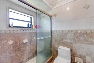 400 NW 128th Ave, Miami, FL 33182 - Photo 38