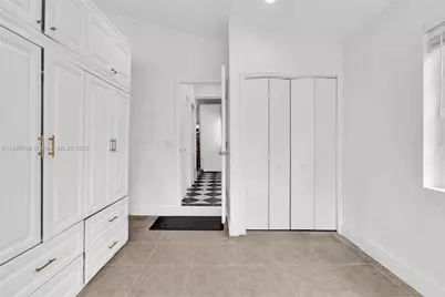 924 Belle Meade Island Dr, Miami, FL 33138 - Photo 30