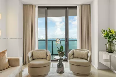 460 NE 28th St #2502, Miami, FL 33137 - Photo 1