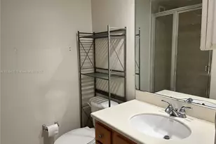 5600 Collins Ave, Miami Beach, FL 33140 - Photo 38