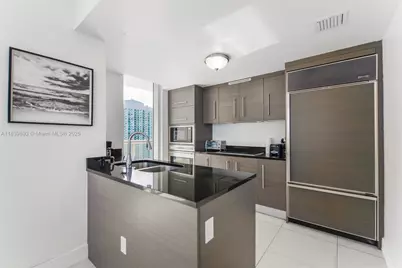 485 Brickell Ave #2908, Miami, FL 33131 - Photo 2