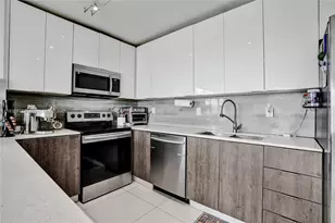 11111 Biscayne Blvd, Miami, FL 33181 - Photo 8