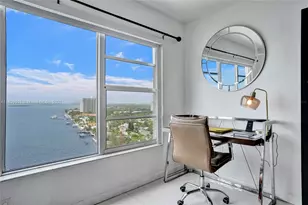 11111 Biscayne Blvd, Miami, FL 33181 - Photo 22