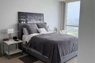 1750 N Bayshore Dr, Miami, FL 33132 - Photo 10