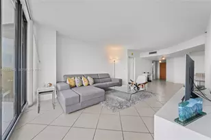 3598 Yacht Club Dr, Aventura, FL 33180 - Photo 4