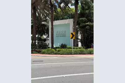 6000 Collins Ave #323, Miami Beach, FL 33140 - Photo 1
