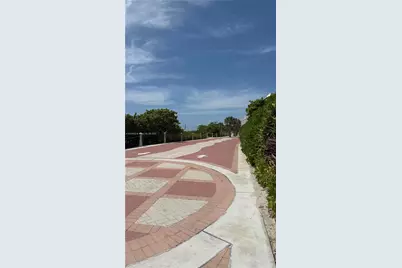 6000 Collins Ave #323, Miami Beach, FL 33140 - Photo 34