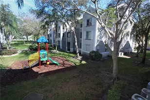 11133 SW 8th St, Pembroke Pines, FL 33025 - Photo 4