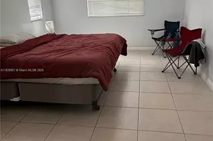 11133 SW 8th St, Pembroke Pines, FL 33025 - Photo 10