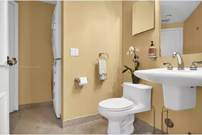 4779 Collins Ave #3406, Miami Beach, FL 33140 - Photo 18