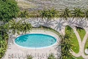 460 NE 28th St, Miami, FL 33137 - Photo 40