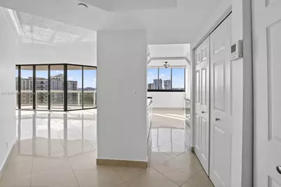 20185 E Country Club Dr #1405, Aventura, FL 33180 - Photo 16