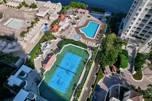 20185 E Country Club Dr, Aventura, FL 33180 - Photo 12