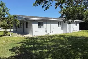 22210 SW 116th Ave, Miami, FL 33170 - Photo 2