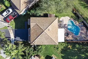 5998 SW 112th Dr, Cooper City, FL 33330 - Photo 34