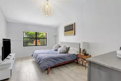 23273 Water Cir, Boca Raton, FL 33486 - Photo 16