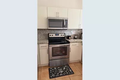 17720 NW 73rd Ave #105, Hialeah, FL 33015 - Photo 10