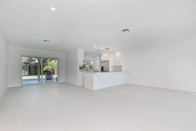 14700 SW 83rd Pl, Palmetto Bay, FL 33158 - Photo 2