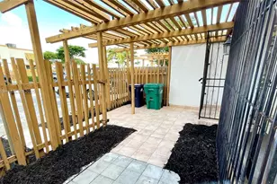 1725 SW 131st Pl Cir S, Miami, FL 33175 - Photo 4