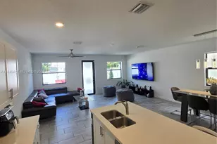 3419 W 109th Pl, Hialeah, FL 33018 - Photo 38