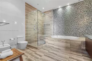 16001 Collins Ave, Sunny Isles Beach, FL 33160 - Photo 30