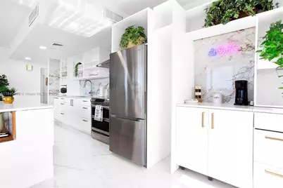 1720 Harrison St #10H, Hollywood, FL 33020 - Photo 10