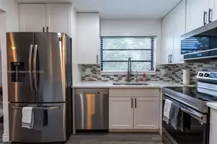 7625 NW 79th Ave, Tamarac, FL 33321 - Photo 4