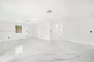 10520 SW 160th St, Miami, FL 33157 - Photo 1