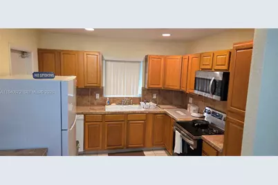 2359 N Wallen Dr, Palm Beach Gardens, FL 33410 - Photo 4