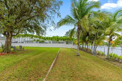 7700 SW 137th Ct, Miami, FL 33183 - Photo 24