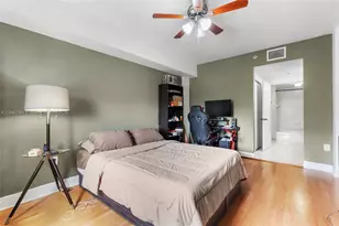 9340 Fontainebleau Blvd, Miami, FL 33172 - Photo 14