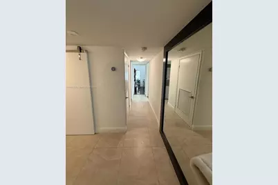 600 NE 36th St #204, Miami, FL 33137 - Photo 4