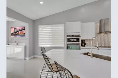 933 Falling Water Rd, Weston, FL 33326 - Photo 20