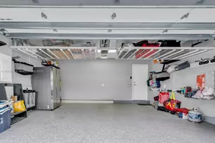 933 Falling Water Rd, Weston, FL 33326 - Photo 38