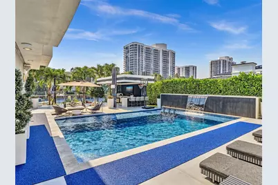 307 Holiday Dr, Hallandale Beach, FL 33009 - Photo 16