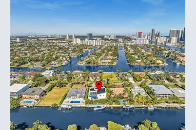 307 Holiday Dr, Hallandale Beach, FL 33009 - Photo 2