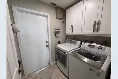 18265 NW 12th St, Pembroke Pines, FL 33029 - Photo 22