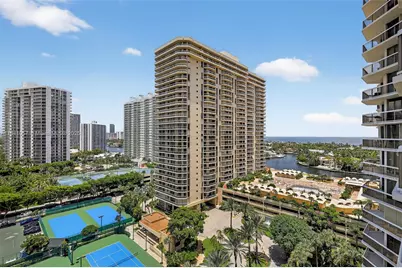 20185 E Country Club Dr #1406/1405, Aventura, FL 33180 - Photo 22