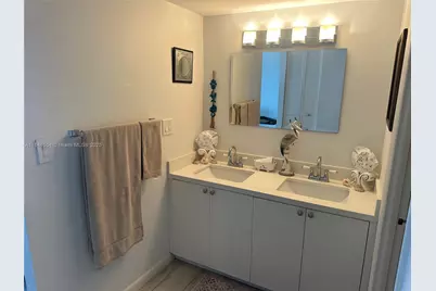 11111 Biscayne Blvd #16C, Miami, FL 33181 - Photo 18