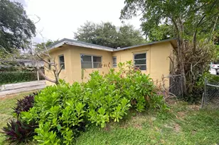 128 SW 7th Terrace, Hallandale Beach, FL 33009 - Photo 22